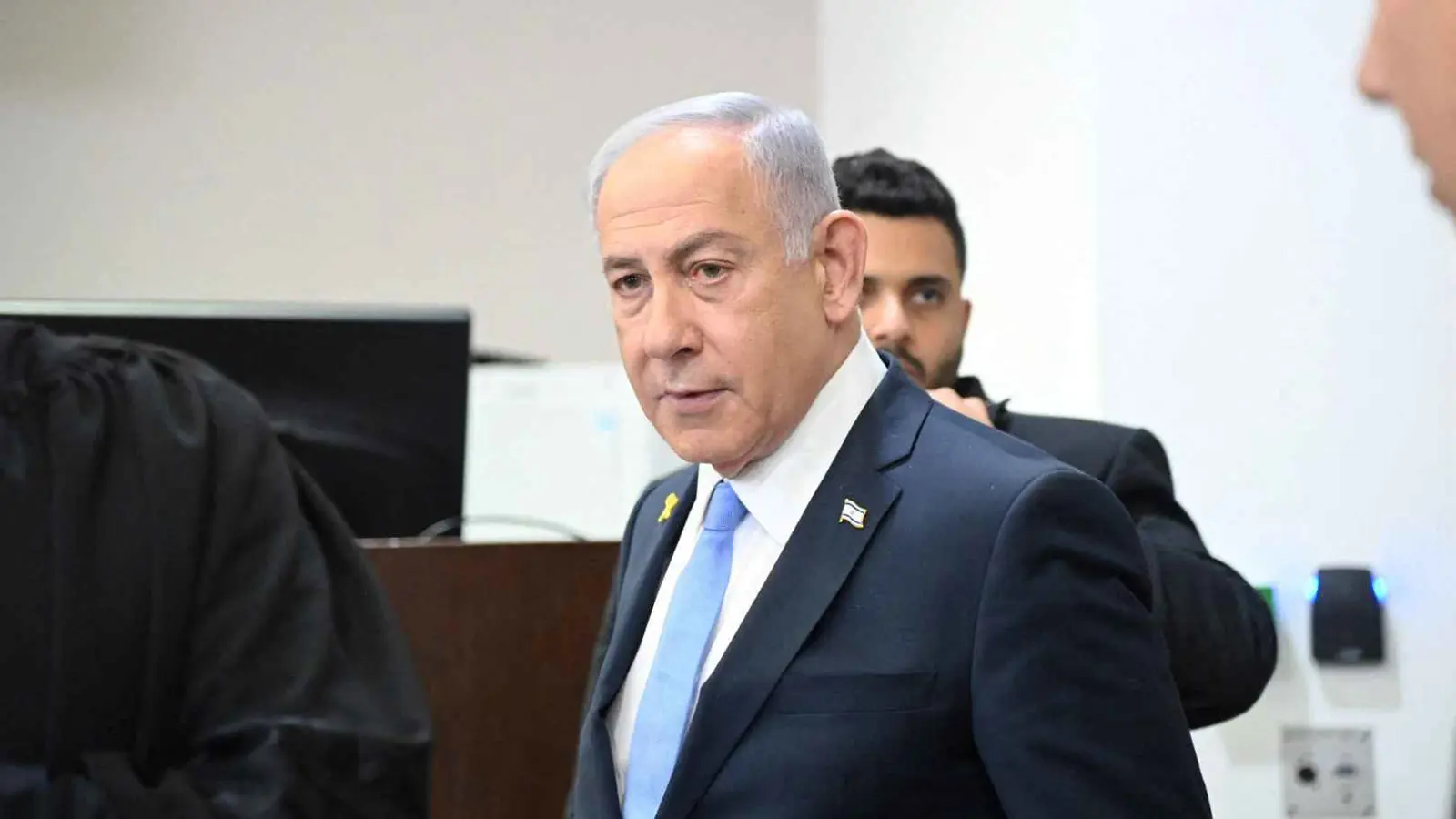 نتنياهو يرسل وفده إلى القاهرة.. تحركات جديدة في ملف الرهائن