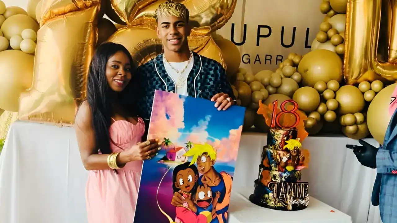 يامال ووالدته