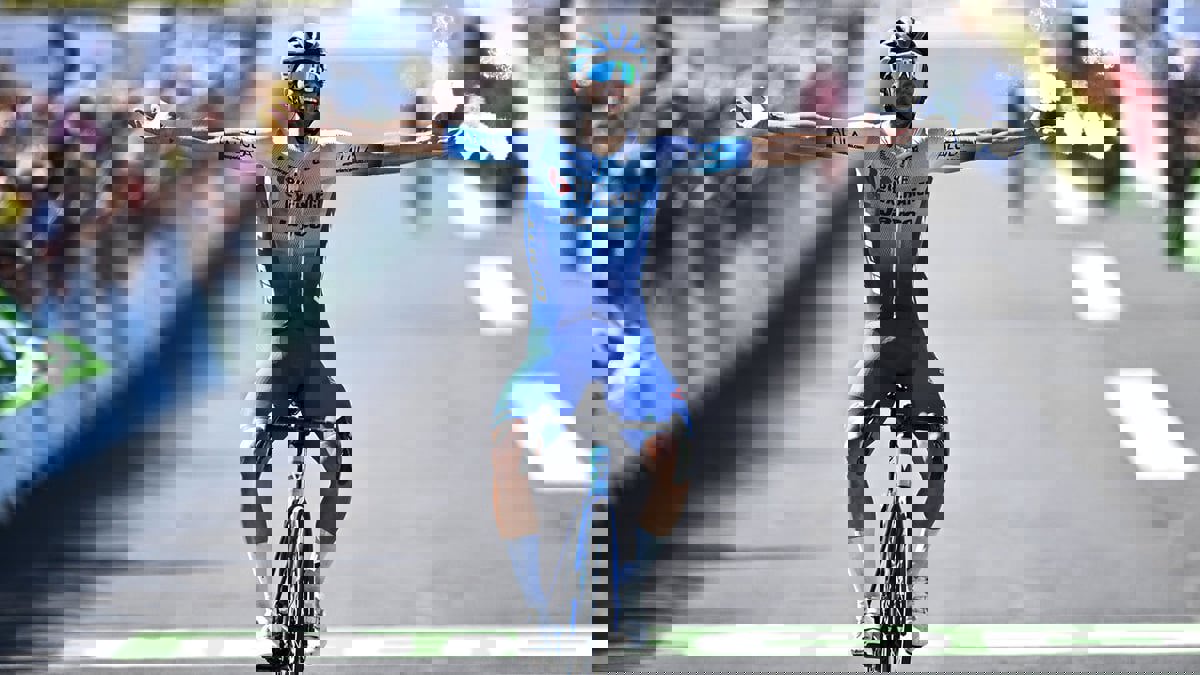 الأسترالي مايكل ماتيوس يفوز بالمرحلة الـ14 من طواف فرنسا للدراجات الهوائية