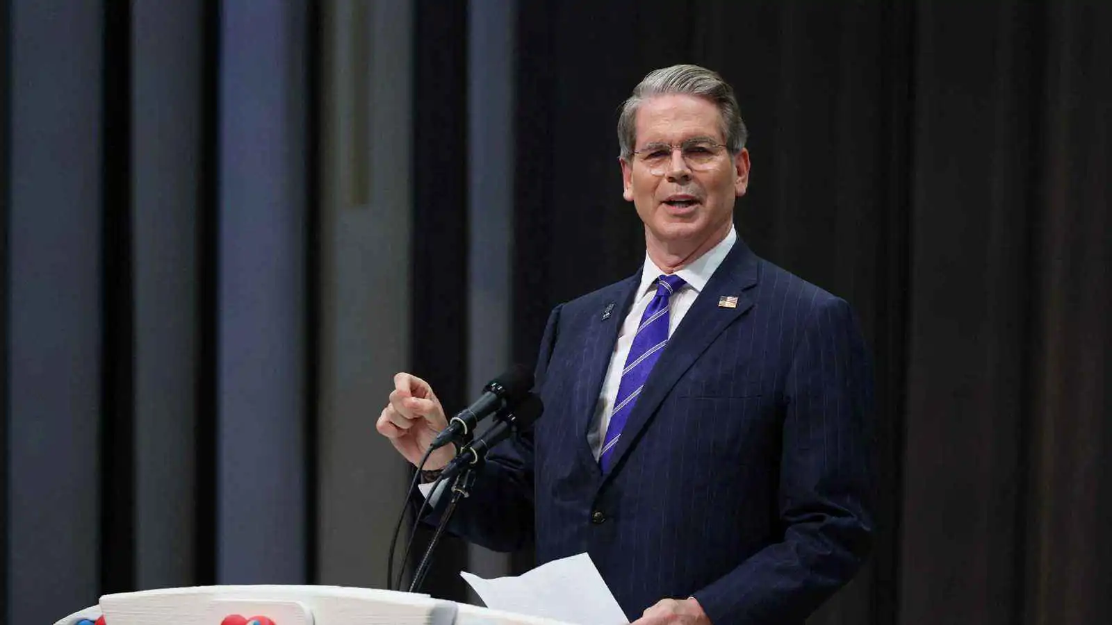 من أموال دافعي الضرائب.. واشنطن تحقق بتحويل أموال لحركة الشباب بالصومال