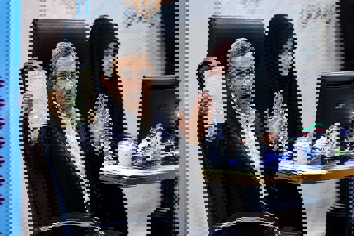 بـ"إيماءة".. نجاد يكشف إمكانية تأييد أهليته للرئاسة