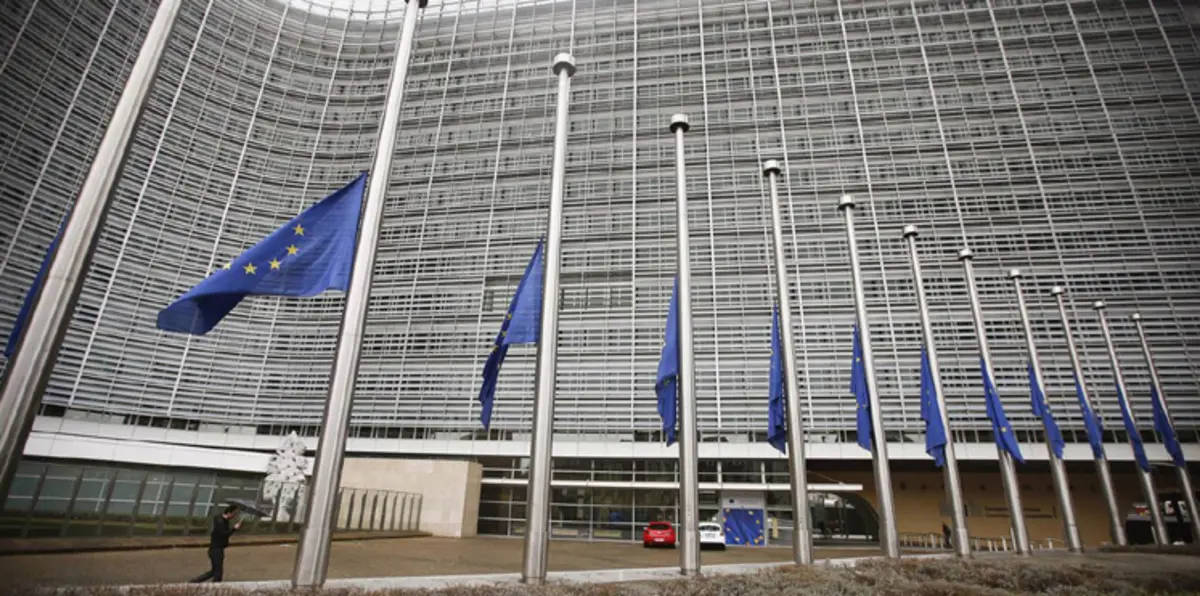 قادة الاتحاد الأوروبي يسعون للتوحد مع اتجاه بريطانيا للانسحاب 