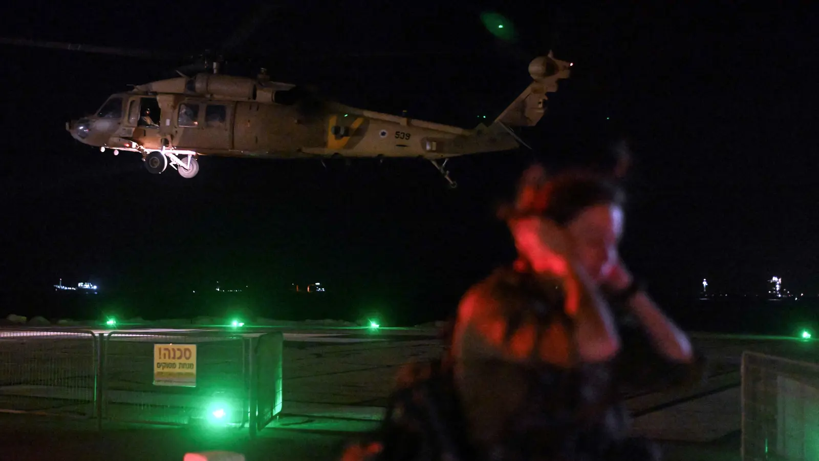 الجيش الإسرائيلي يزعم إنقاذ "عملاء" فلسطينيين علقوا في أنقاض غزة