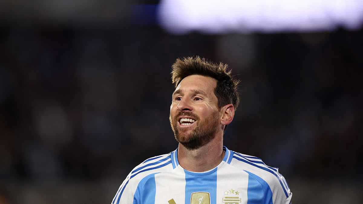 رد رسمي من أتلتيكو مدريد حول التعاقد مع ميسي (فيديو)