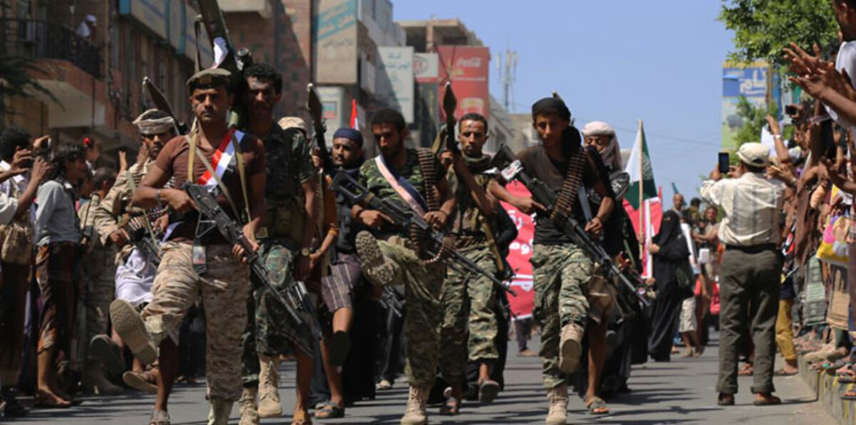 قوات هادي تسيطر على معسكر استراتيجي شرق صنعاء