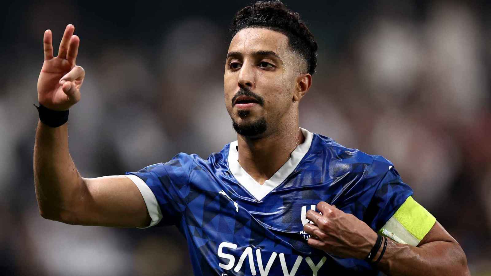 بتقديم خيالي.. الهلال يعلن تجديد عقد سالم الدوسري (شاهد)