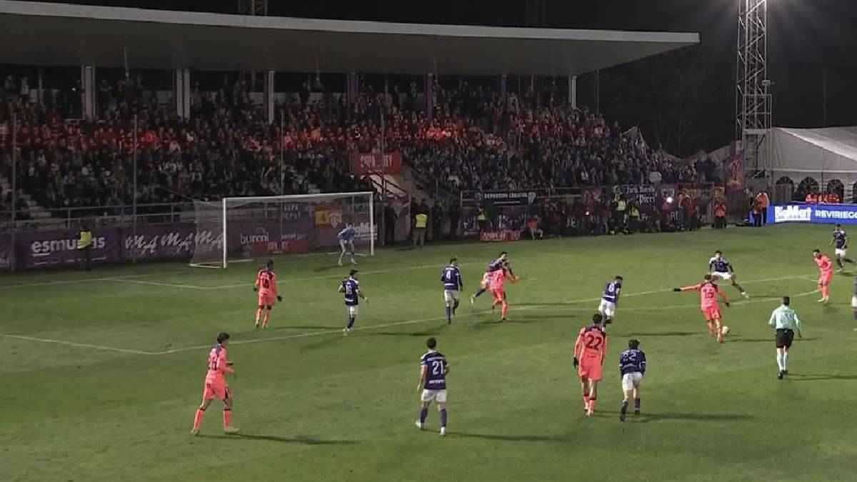 بث مباشر لمباراة غوادالاخارا وبرشلونة في كأس ملك إسبانيا