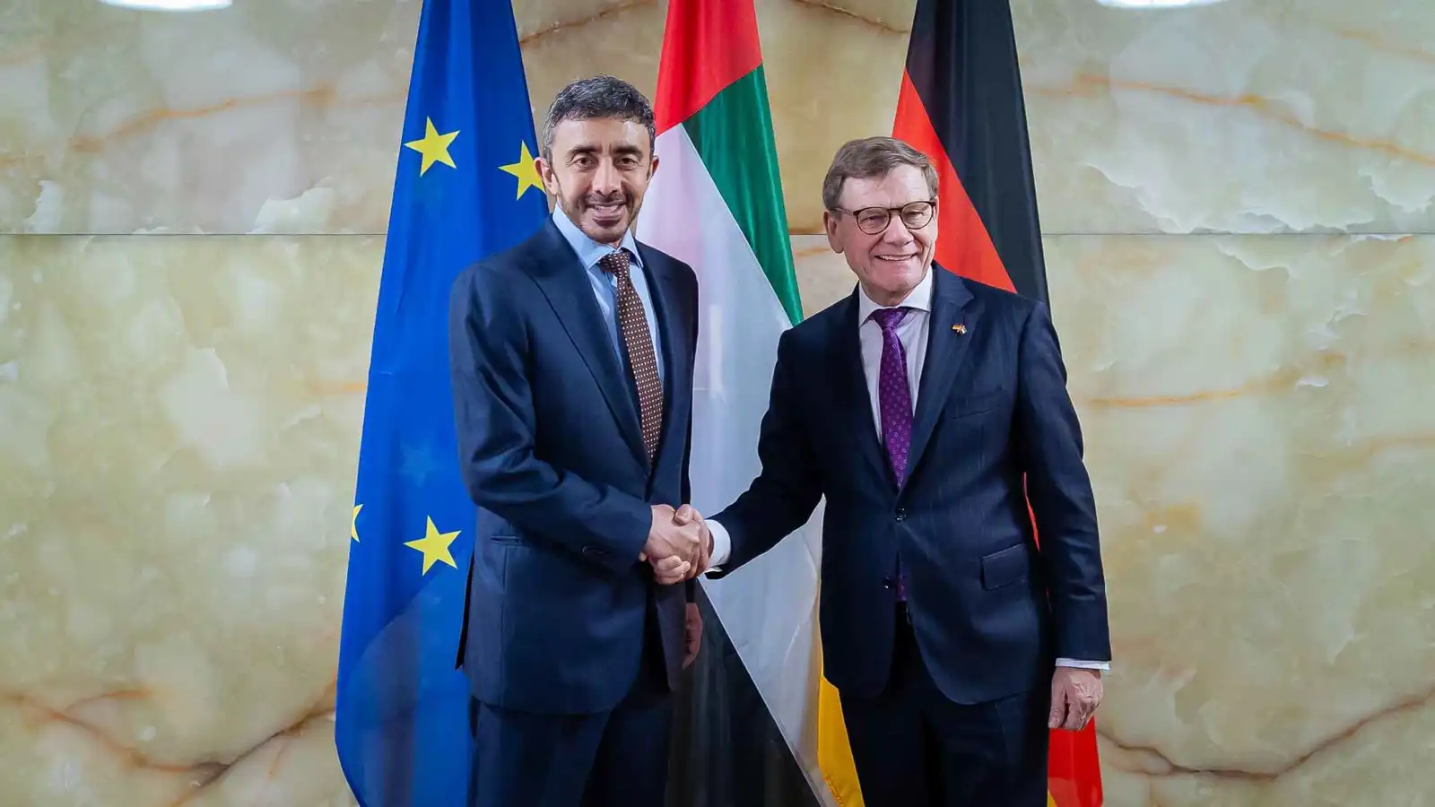 وزيرا خارجية الإمارات وألمانيا يبحثان العلاقات الإستراتيجية والتطورات