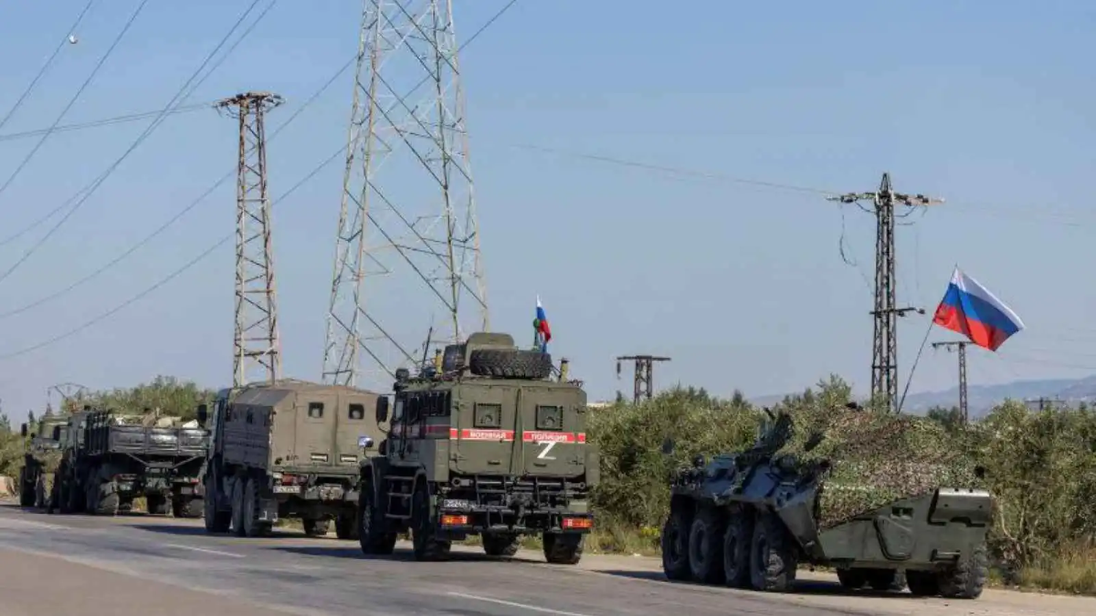 في أول تنسيق معلن مع دمشق.. روسيا تسيّر دورية عسكرية بالقامشلي