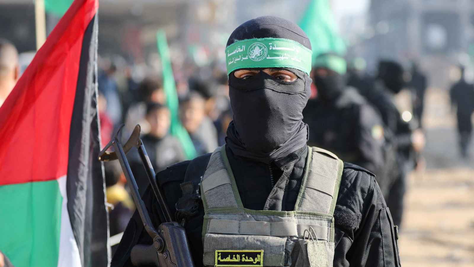 غزة بعد الحرب.. هل تتخلى حماس عن الحكم "حفاظاً على بقائها"؟