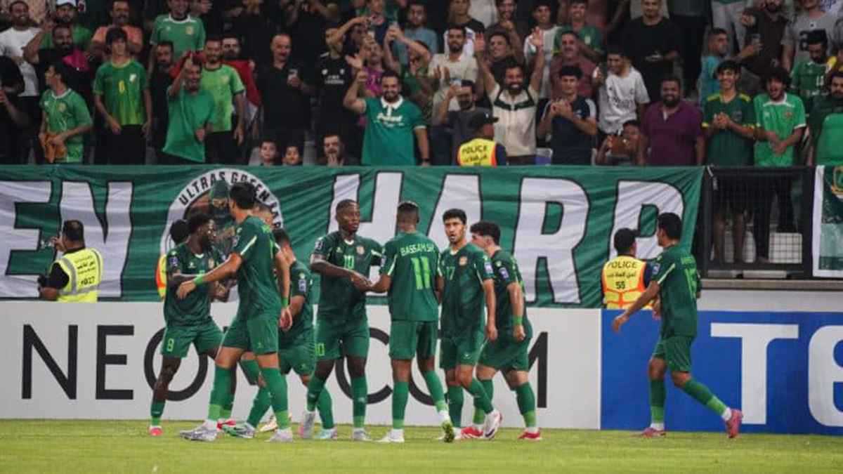 هل عبرت الكرة بكامل محيطها؟ جدل تحكيمي يصاحب مباراة الاتحاد والشرطة (فيديو)