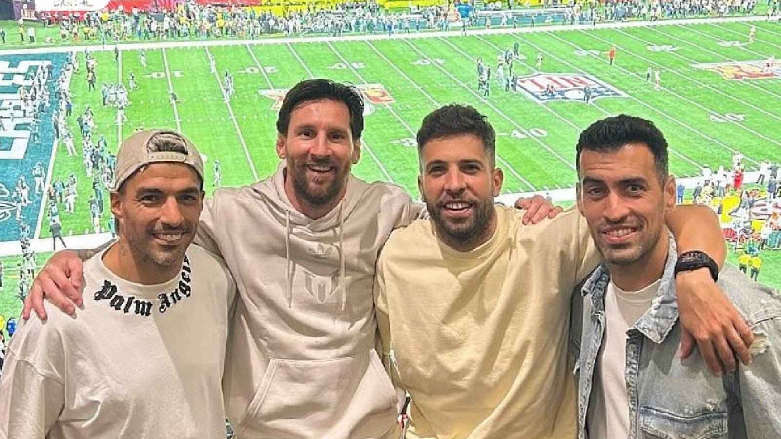 "ميسي" يحضر مباراة السوبر بول 2025 (فيديو)