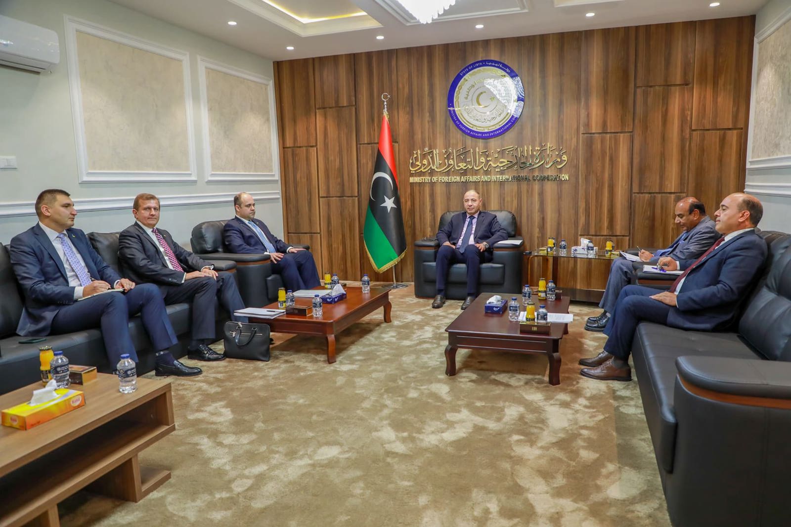 تطورات سوريا تعمق الانقسام في الساحة الليبية