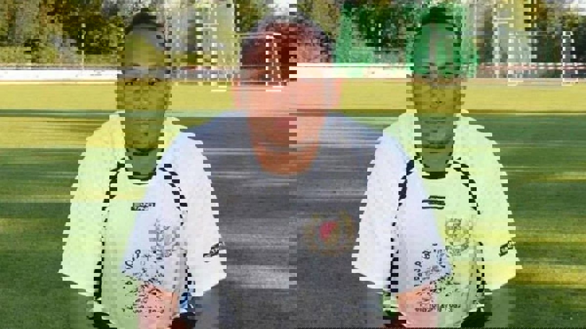 لاعب كونغولي يدعي وفاته للحصول على مبلغ التأمين على حياته قبل ظهوره فجأة