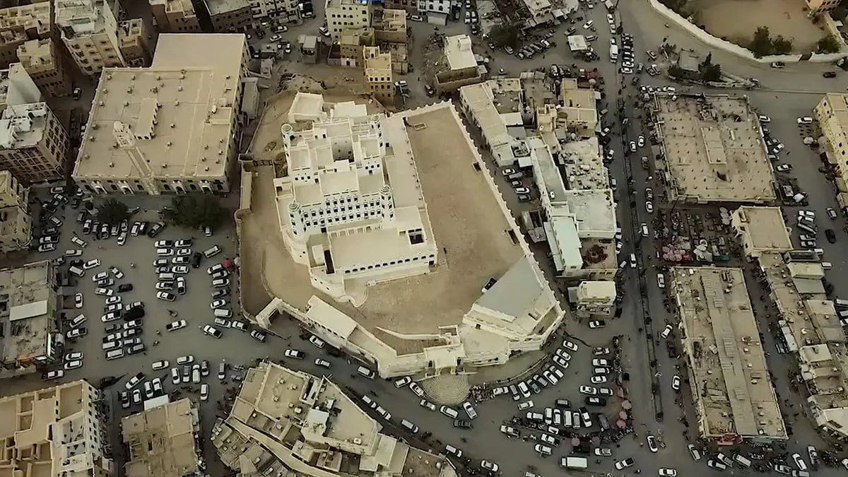 اليمن.. مدير قصر سيئون "الآيل للسقوط" يطالب بترميم أحد أقدم المباني الطينية حول العالم