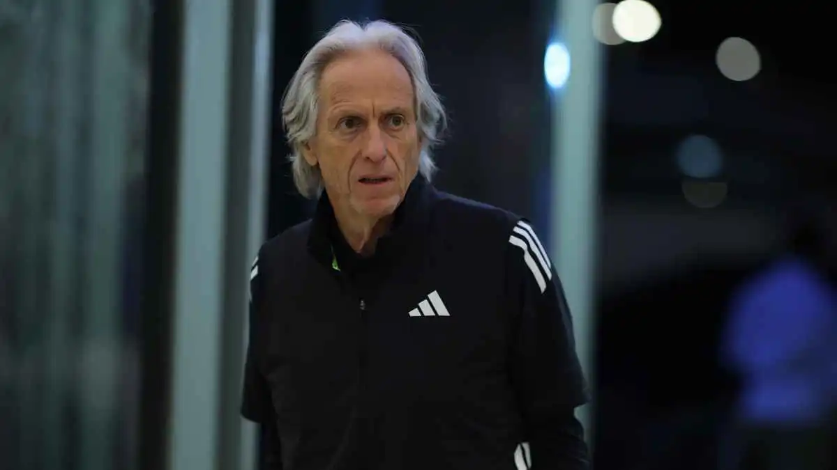 "لماذا يدرب النصر؟".. يوسف خميس يشن هجوماً على جيسوس (فيديو)