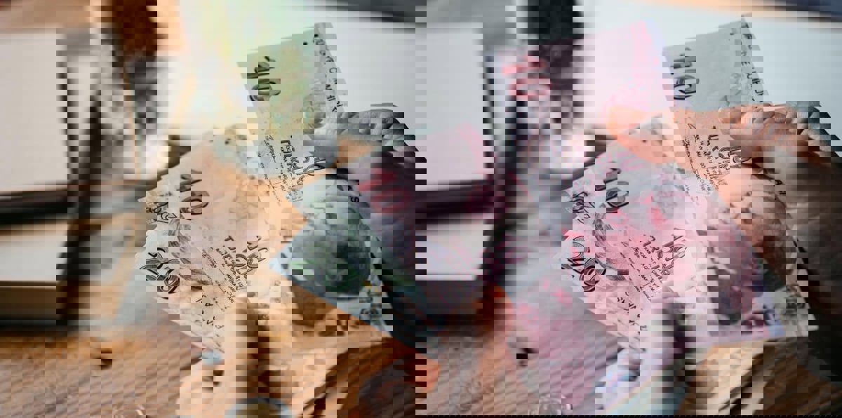 هبوط الليرة التركية أكثر من 2% مقابل الدولار‎