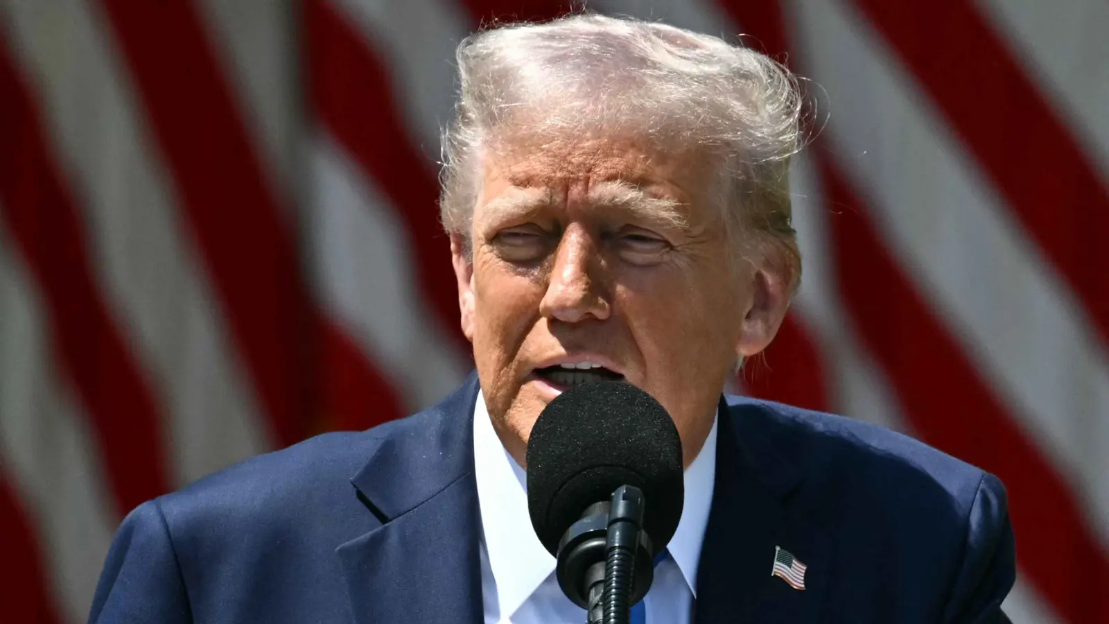 ترامب يدعو الهند وباكستان إلى وقف الأعمال العدائية "الآن"