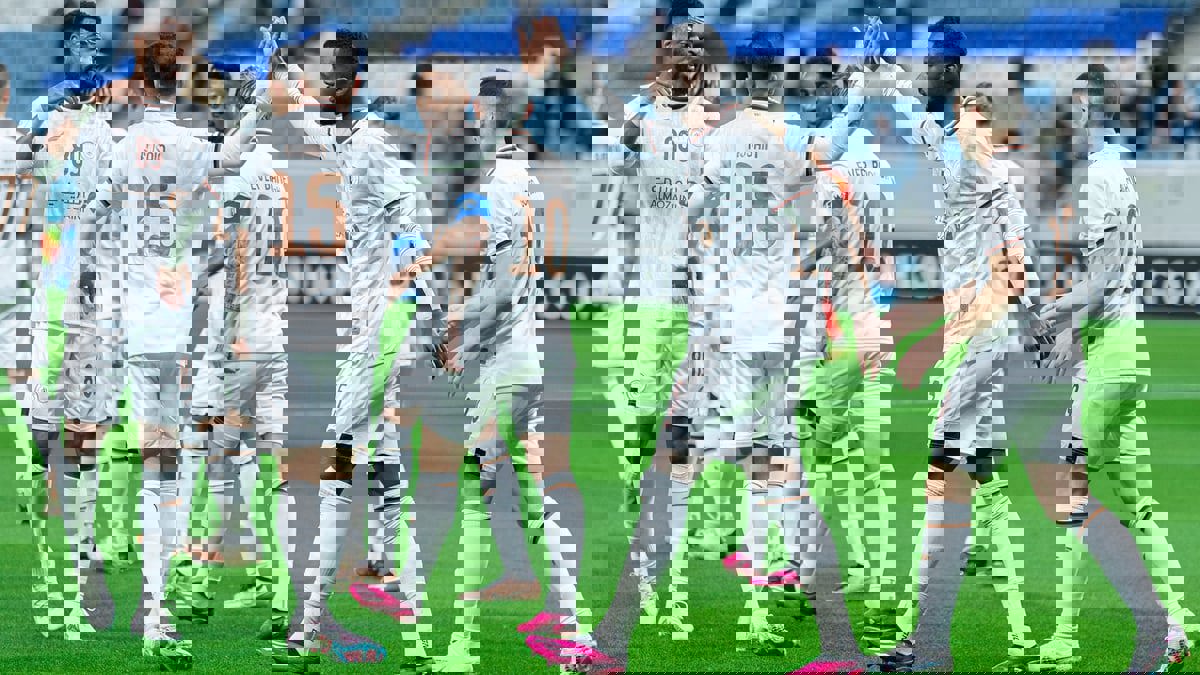 دوري أبطال آسيا: الشباب السعودي يقهر ناساف كارشي ويتأهل إلى ربع النهائي (فيديو)