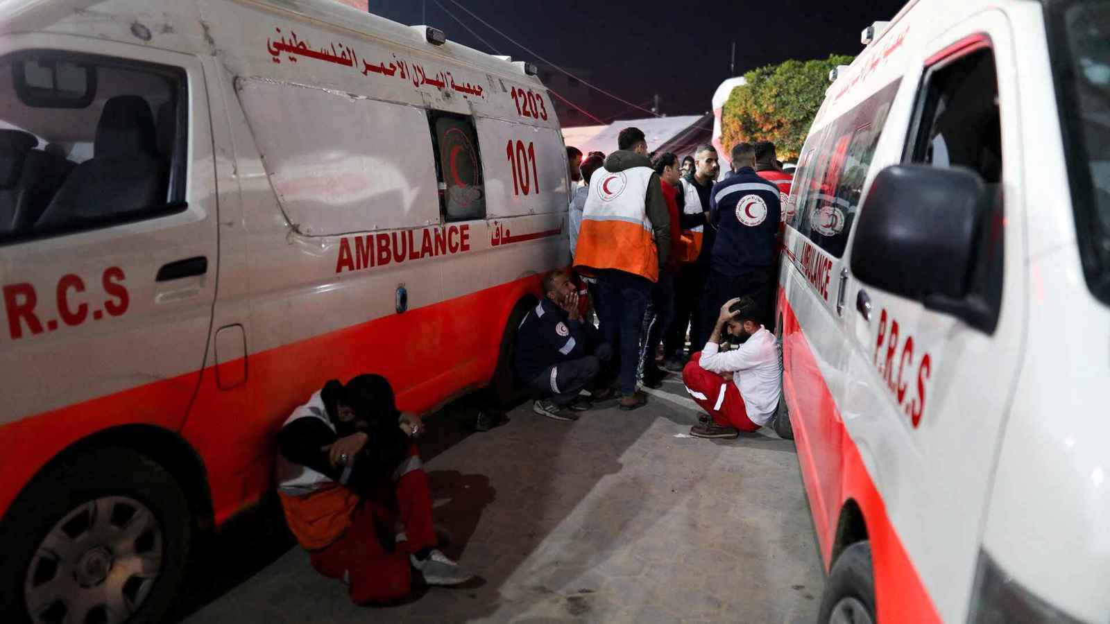 "كذب".. الهلال الأحمر الفلسطيني يعلق على تقرير مقتل مسعفي غزة