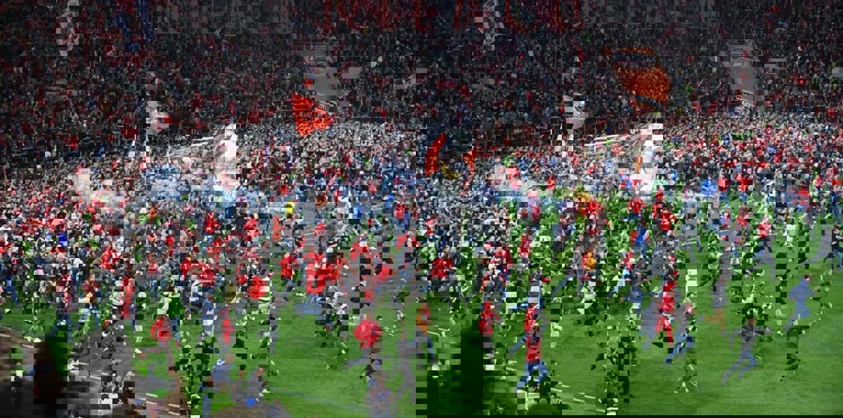 تغريم سبارتاك ودينامو موسكو بسبب هتافات عنصرية من الجماهير