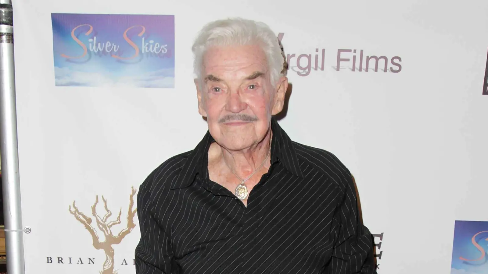 شارك في "سبايدرمان" و"باتمان".. رحيل نجم هوليوود جاك بيتس