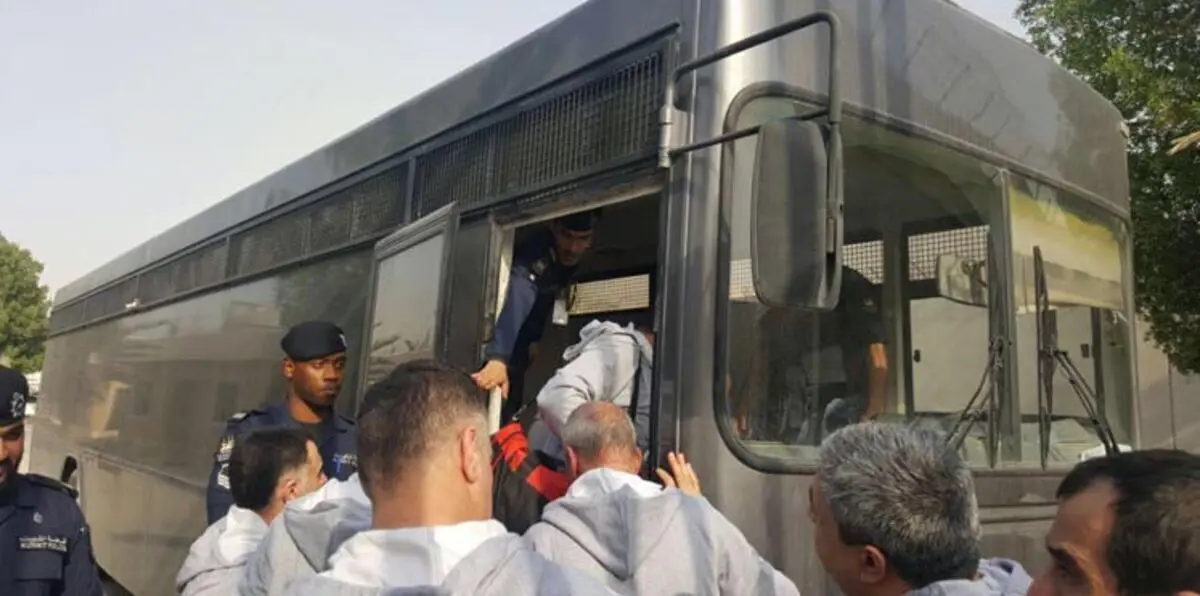 إيران تتسلم ثلث سجنائها في الكويت