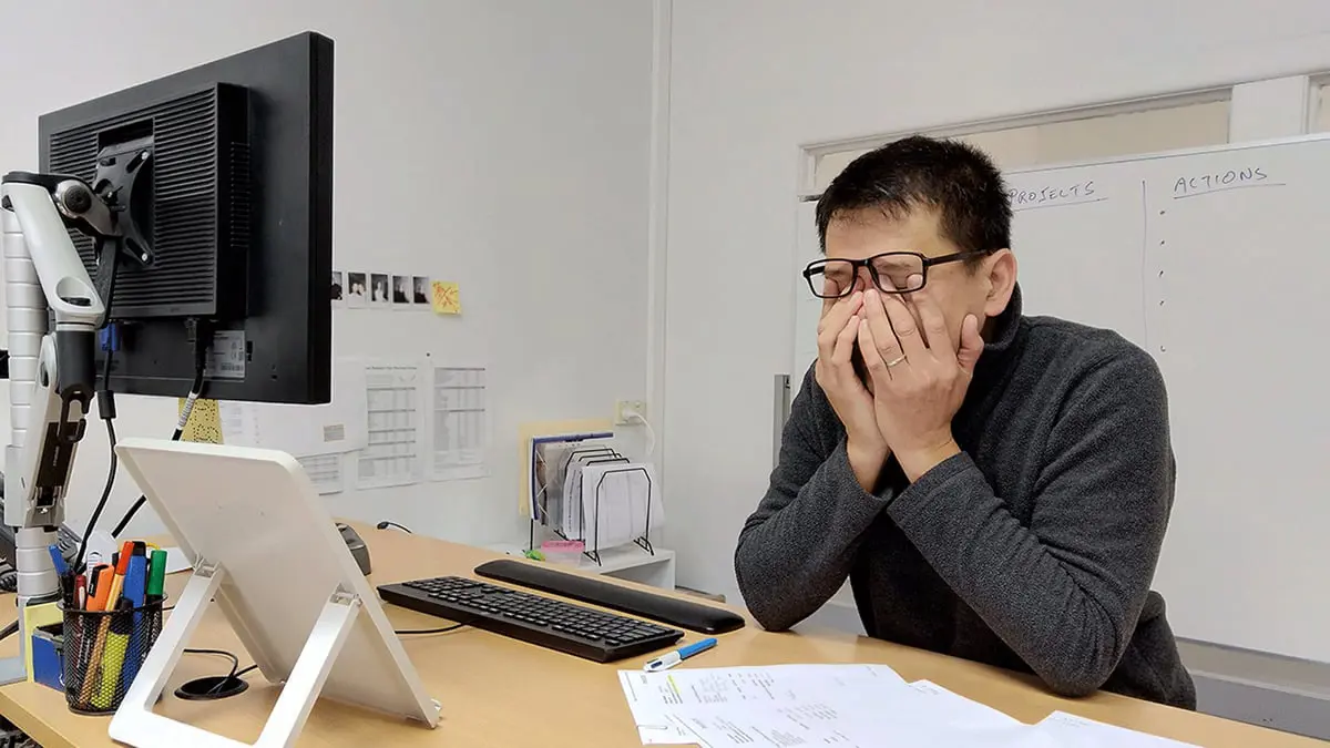 إجهاد العين.. الأسباب والأعراض والعلاج