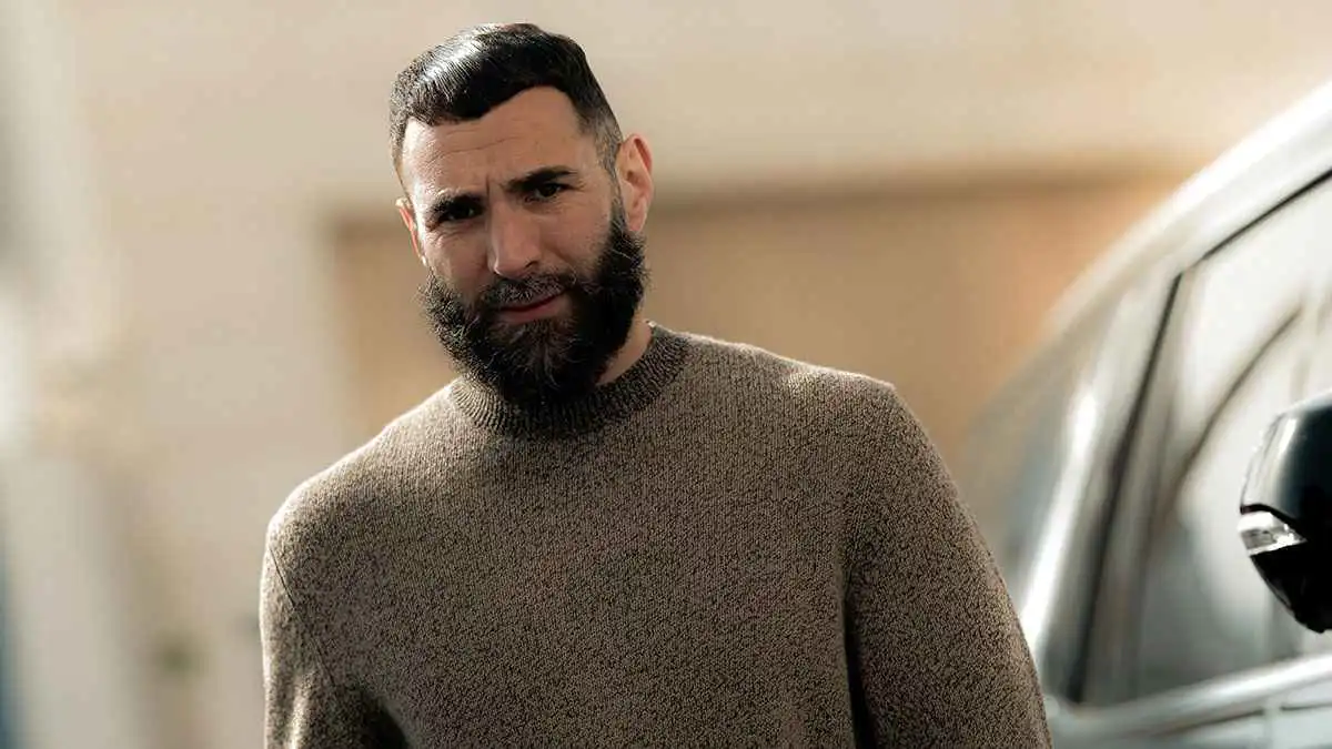 دليل القوة.. تعليق ناري على عدم منح بنزيما شارة قيادة الهلال (فيديو)