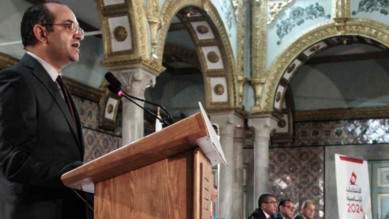 الكشف عن القائمة النهائية لمرشحي انتخابات الرئاسة التونسية