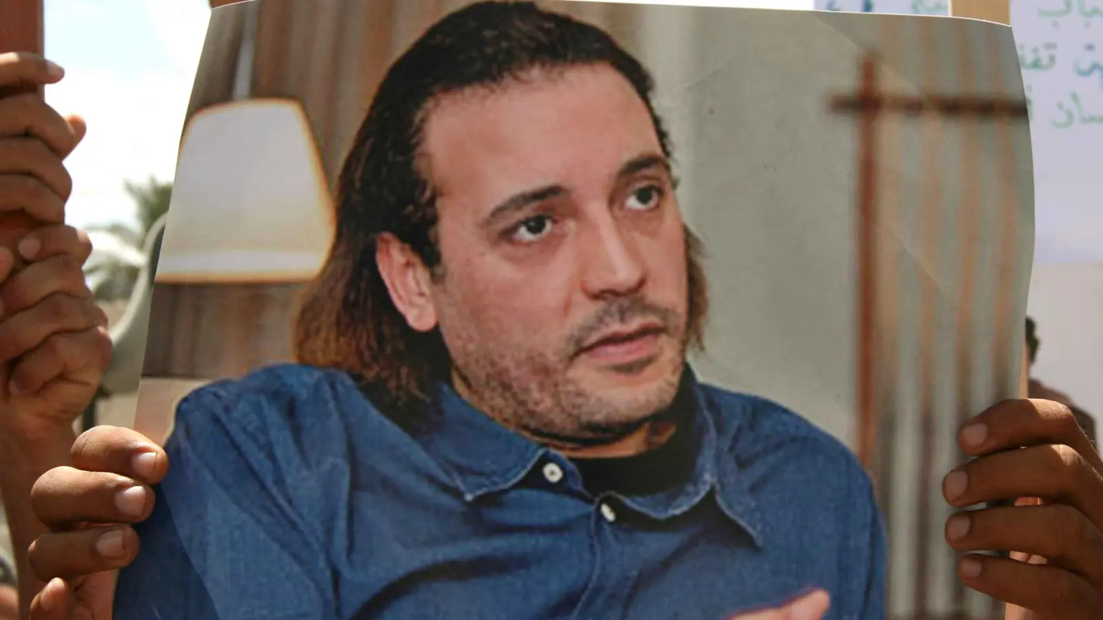 رهين الحسابات السياسية وصراع الظل.. أي مصير ينتظر هانيبال القذافي؟