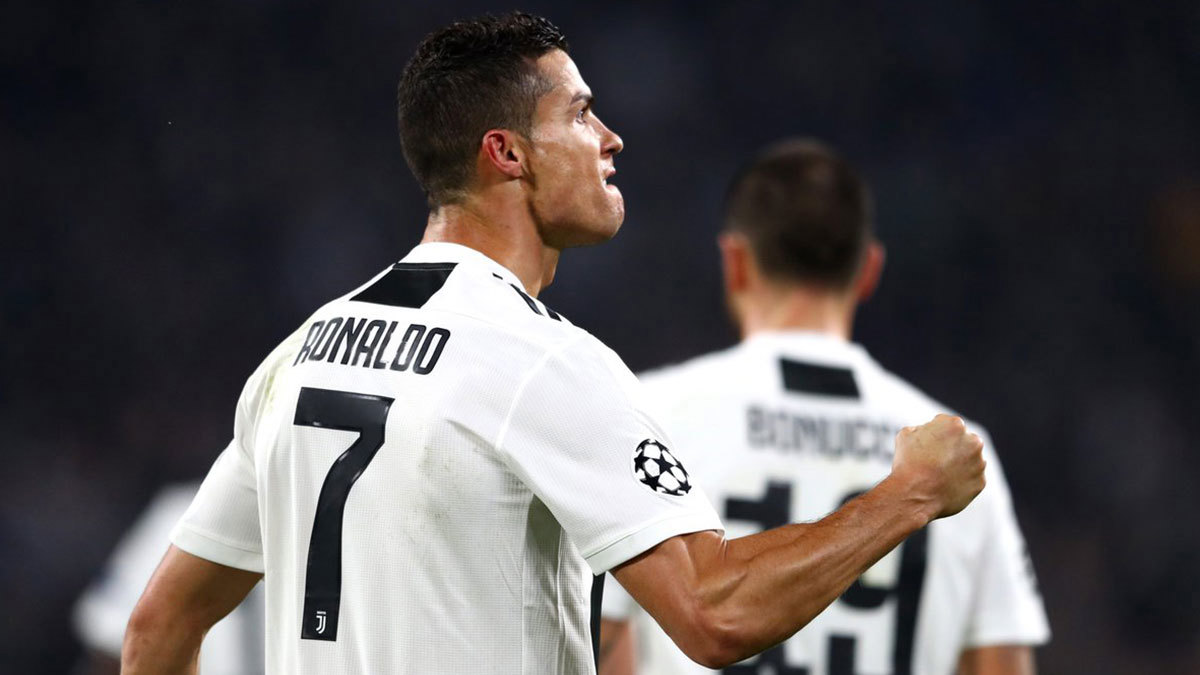 يويفا يفتح تحقيقًا رسميًا مع كريستيانو رونالدو بسبب احتفاله في مباراة يوفنتوس وأتلتيكو مدريد