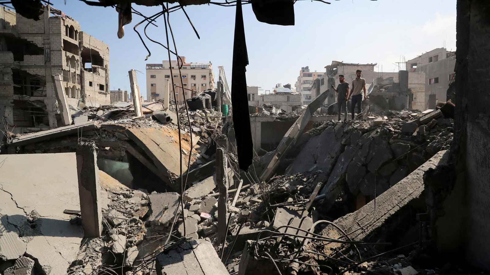 "صحة غزة": 80 فلسطينياً قتلوا خلال يوم في القطاع