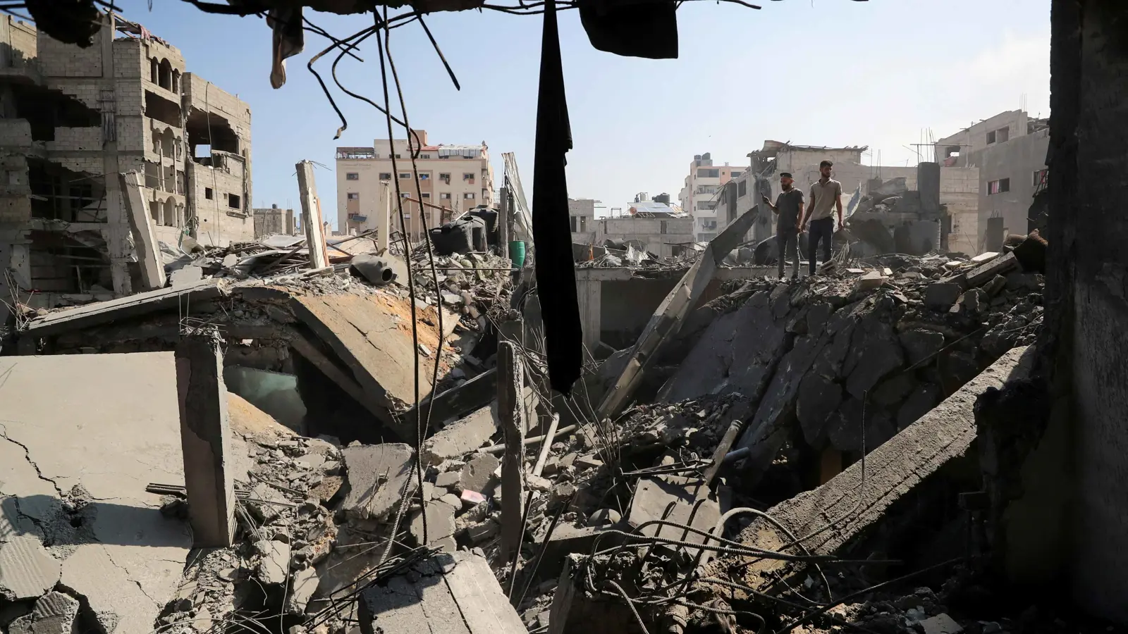 "صحة غزة": 80 فلسطينياً قتلوا خلال يوم في القطاع