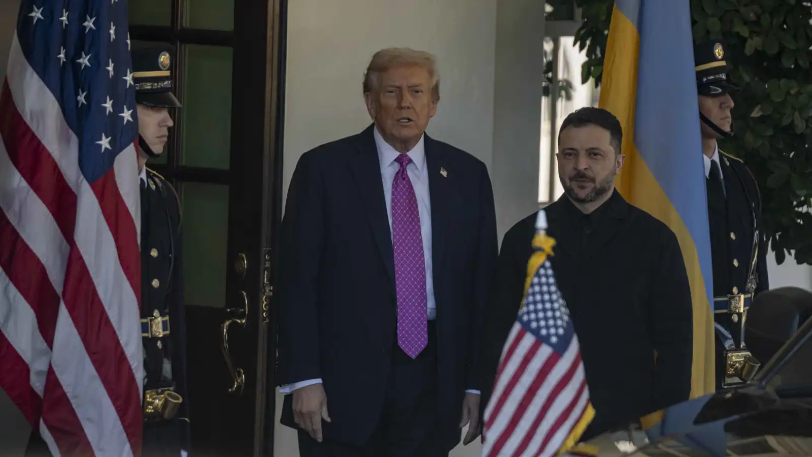 اجتماع "ساخن" بالبيت الأبيض.. ترامب يؤجل "توماهوك" ويعلق الآمال على المجر