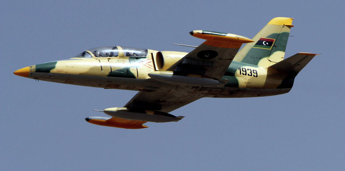 سلاح الجو الليبي يدمر غرفة عمليات مصراته في الجفرة