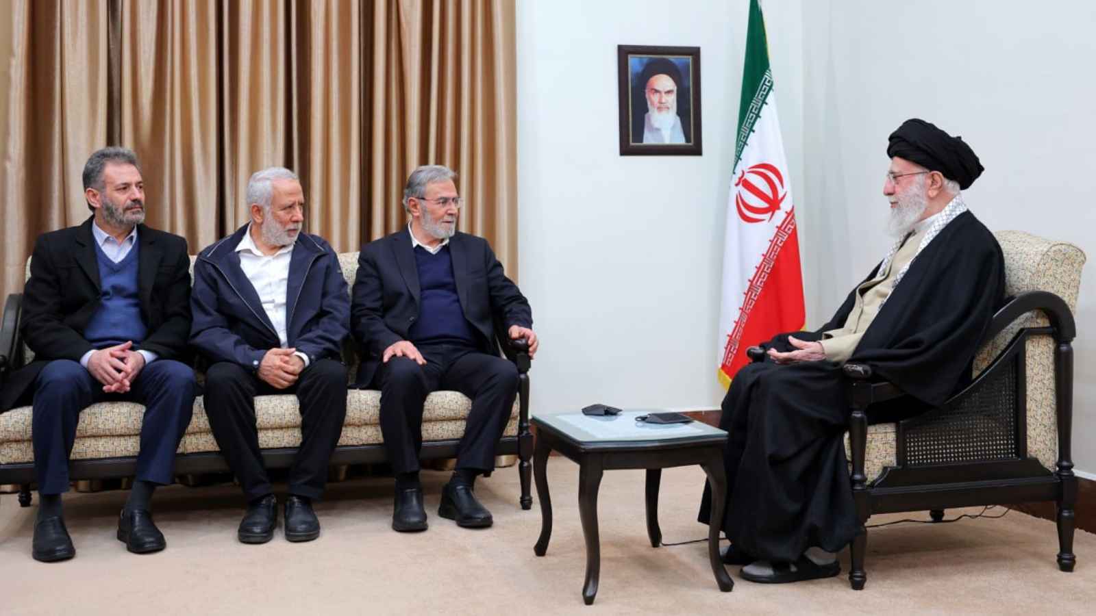 خامنئي: المخططات الأمريكية ضد غزة مصيرها الفشل‎