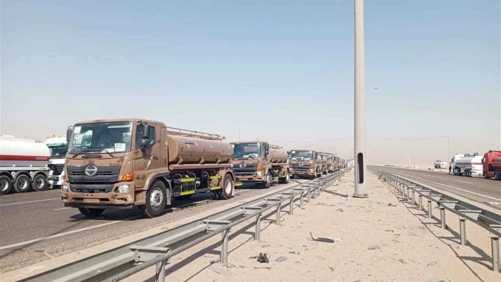 صهاريج عسكرية للإغاثة.. أزمة مياه تضرب البصرة العراقية