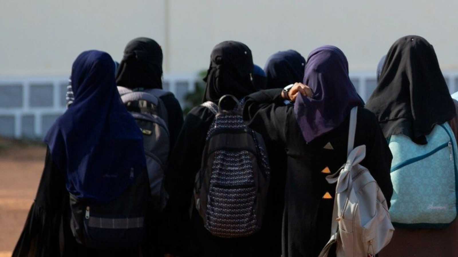 برلمان النمسا يحظر الحجاب في المدارس للفتيات دون 14 عاما