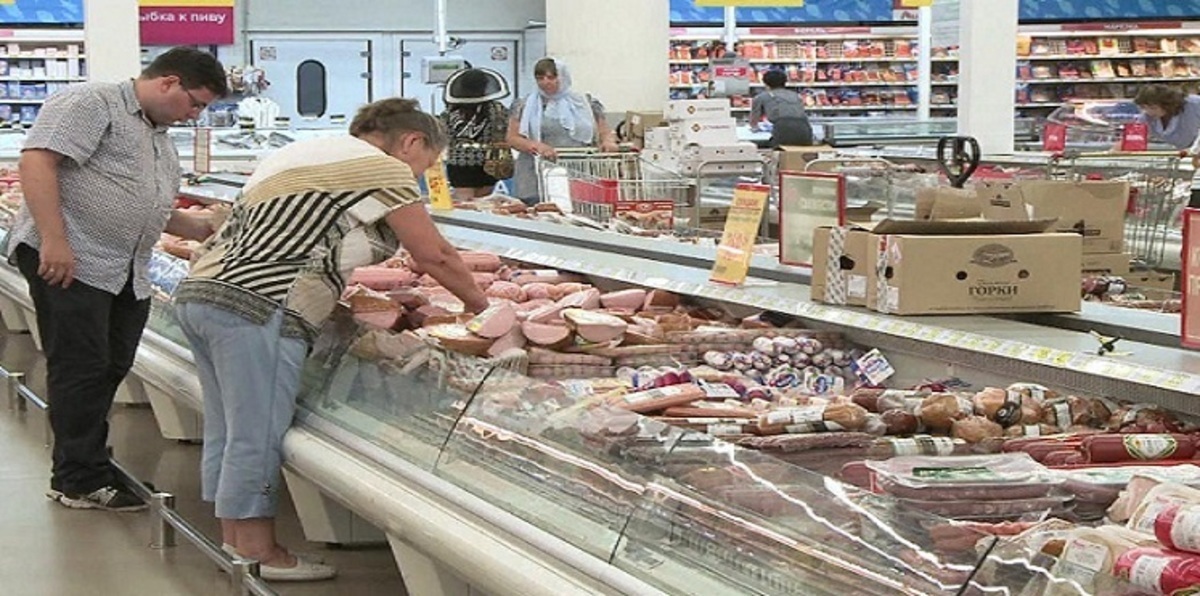 روسيا وإيران تناقشان تجارة اللحوم ومنتجات الألبان