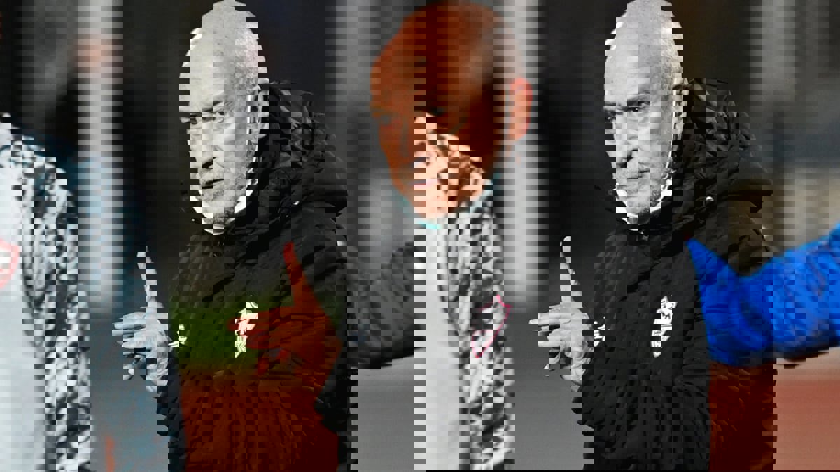 فيريرا يهاجم الكاف قبل مباراة الزمالك والوداد بدوري أبطال أفريقيا