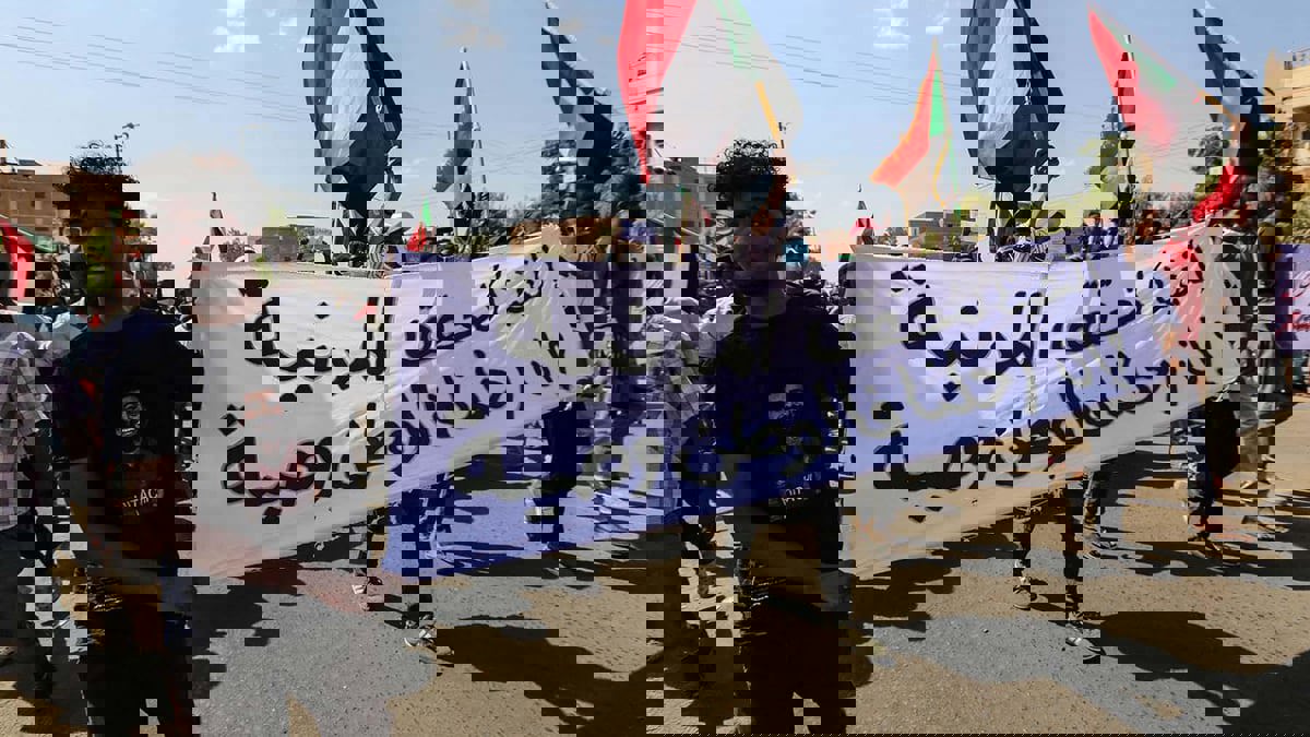 سياسيون سودانيون: التسوية لن تحدث.. وحديث العسكريين عن الحوار "استهلاك سياسي"