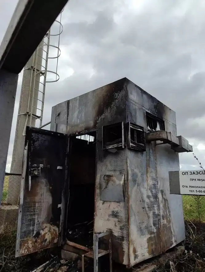 مركز التحكم بالإشعاع في زابوريجيا بعد تعرضه لقصف أوكراني