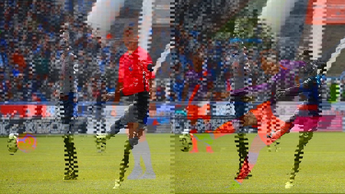 أهداف مباراة مانشستر سيتي وهيديرسفيلد تاون.. 3/0 للسيتيزنز (فيديو)