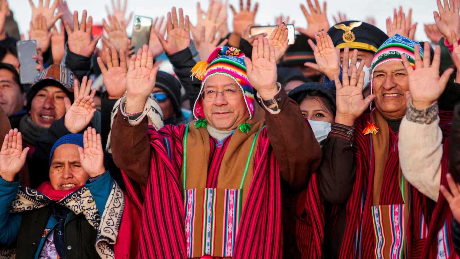 سباق رئاسي في بوليفيا بين مرشحي اليمين وسط تصاعد الأزمة الاقتصادية