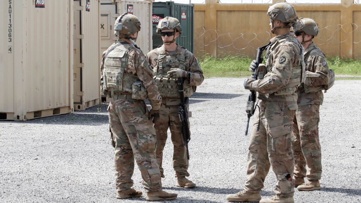 ردا على السوداني.. خبراء: العراق غير جاهز لإنهاء وجود التحالف الدولي