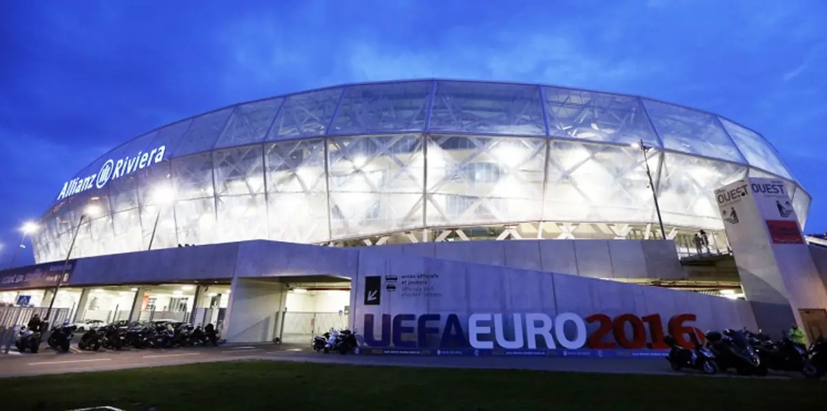 يويفا يؤكّد التزامه بالأمن بعد هجمات بروكسل