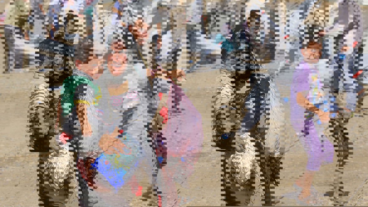 تقرير: الأزمة الأوكرانية تقلص حجم المساعدات للسوريين وتفاقم معاناتهم