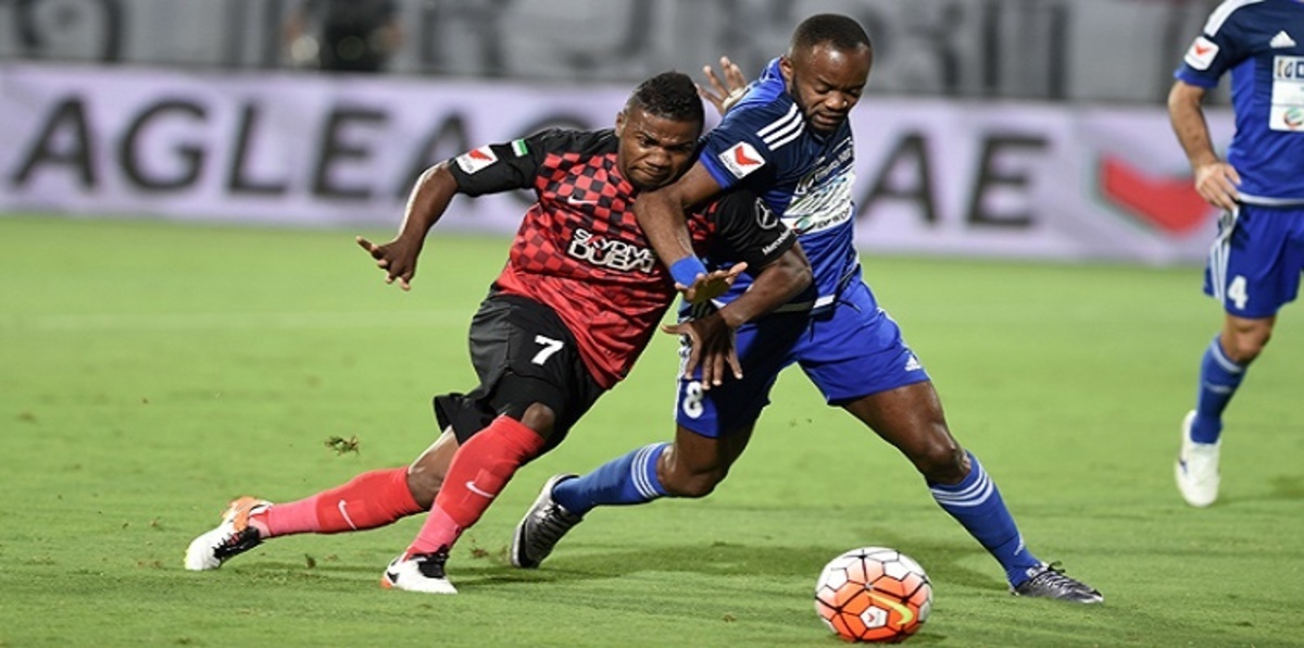 الأهلي يقترب من حسم لقب الدوري الإماراتي بعد الفوز على النصر