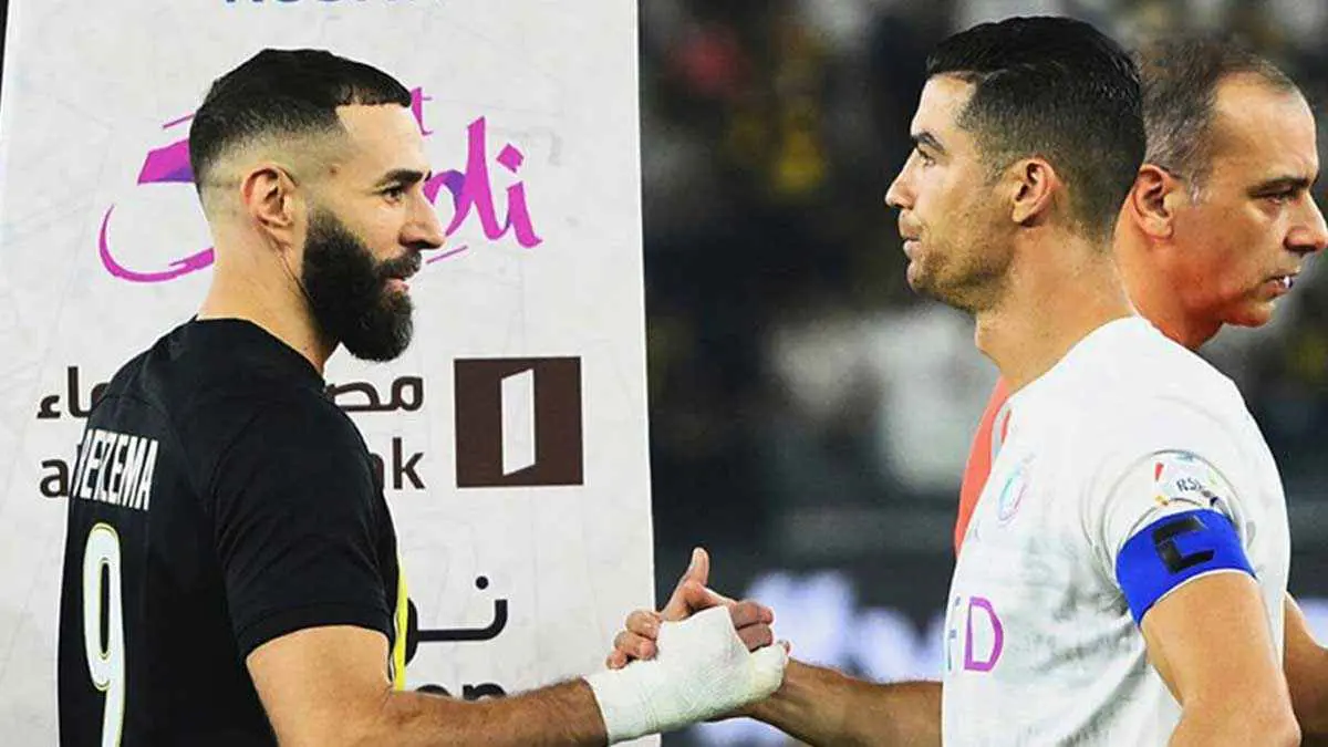 اللعب بجواره استثنائي.. إشادة جديدة من بنزيما تجاه رونالدو (فيديو)